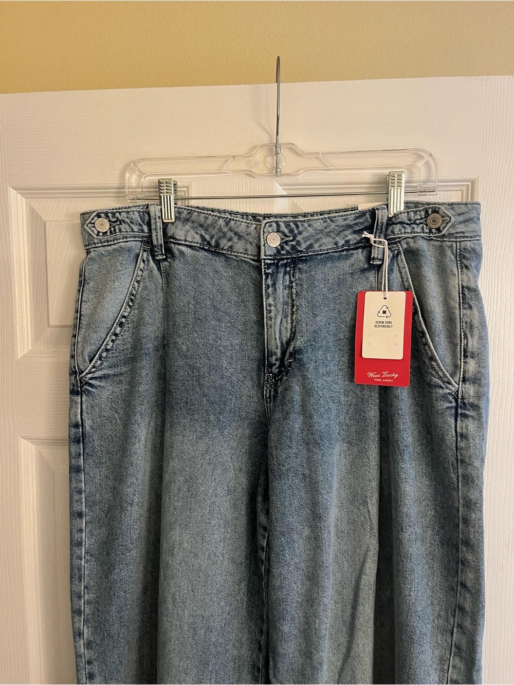 NWT Lucky Brand Palazzo Wide Leg Jeans - Picture 2 of 10